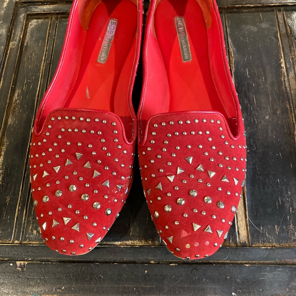 BCBGeneration Fella Fiery Red Studded Flats Size 8.5